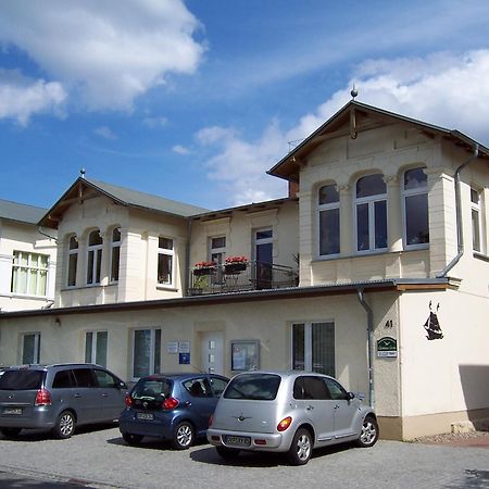 מלון צינוביץ Gaestehaus Grothe מראה חיצוני תמונה