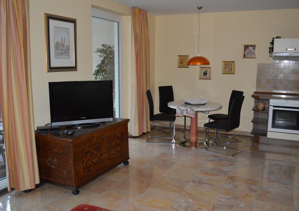 מלון צינוביץ Gaestehaus Grothe חדר תמונה