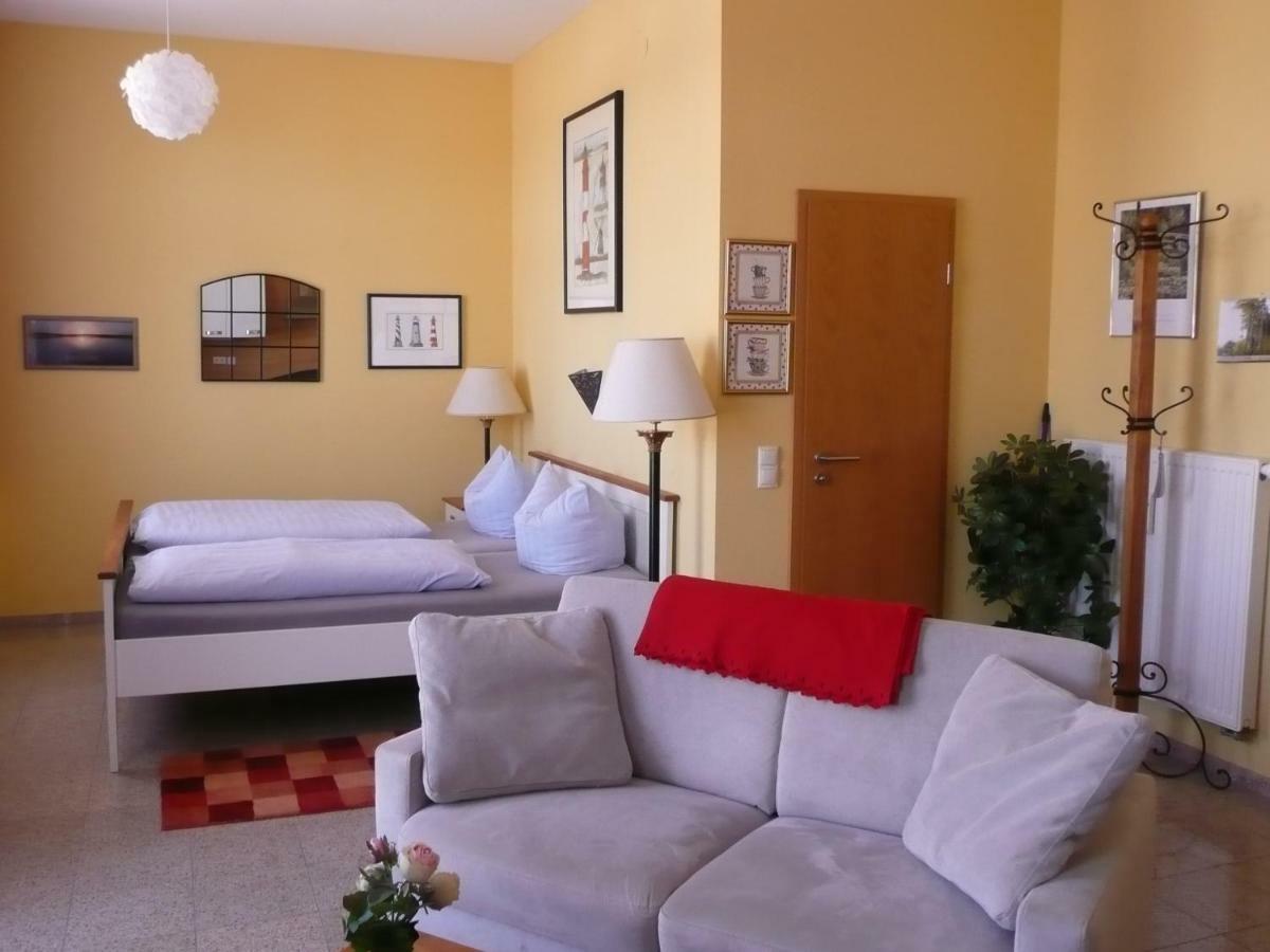 מלון צינוביץ Gaestehaus Grothe מראה חיצוני תמונה